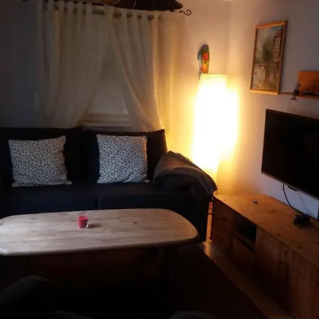 Mira *